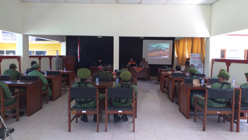 Pembinaan dan Peningkatan Kapasitas Satlinmas